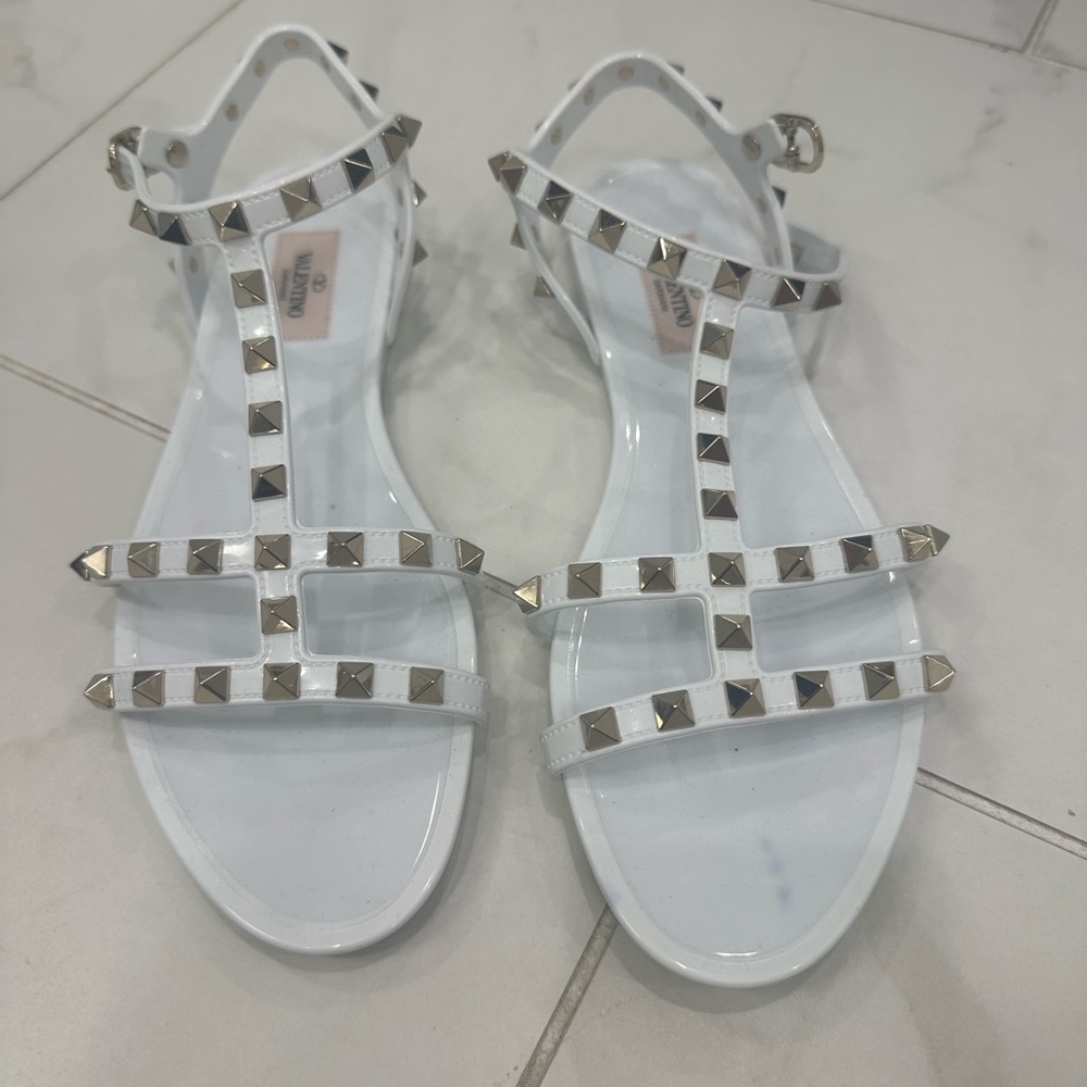 Valentino white stewpot sandals